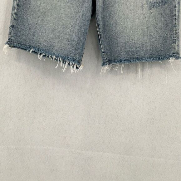 Anthropologie Pilcro Light Wash Blue Denim Mid-Thigh Frayed Bermuda Shorts Sz 29 - Picture 6 of 10